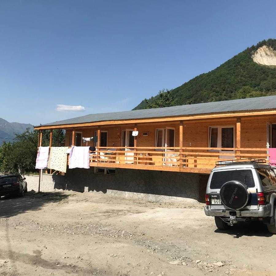 梅斯蒂亚Girgola住宿加早餐旅馆 外观 照片